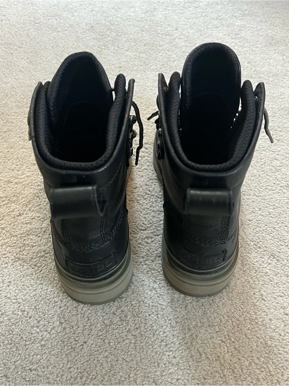 Sorel Lennox Street Black Leather Lace-Up Winter Boots with Sage Sole